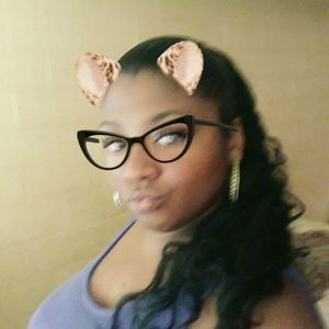 Meet your Posher, Veronica